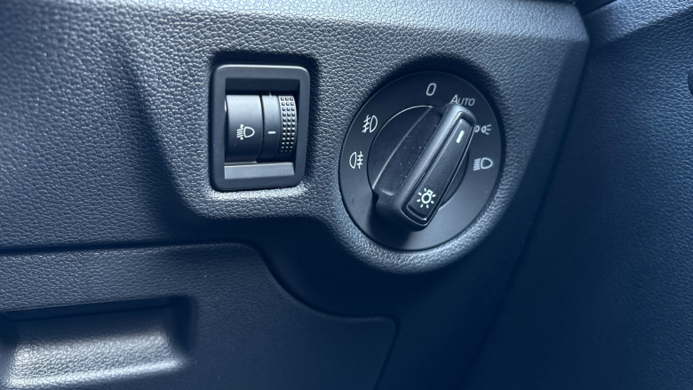 Skoda Kamiq 1.0 TSI 95 SE Edition 5dr Petrol Hatchback